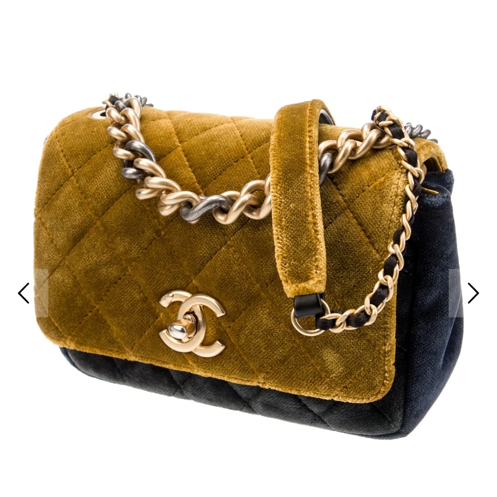 Chanel Paris - Cosmopolite Private Affair Flap Bag - Mustard & Dark Blue Quilted - Picture 3 of 5